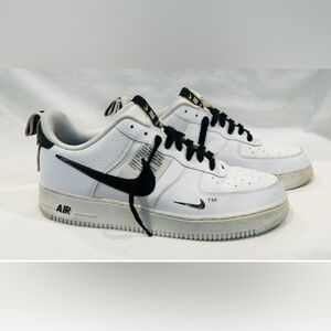 Nike Air Force 1 Low Utility
White Black